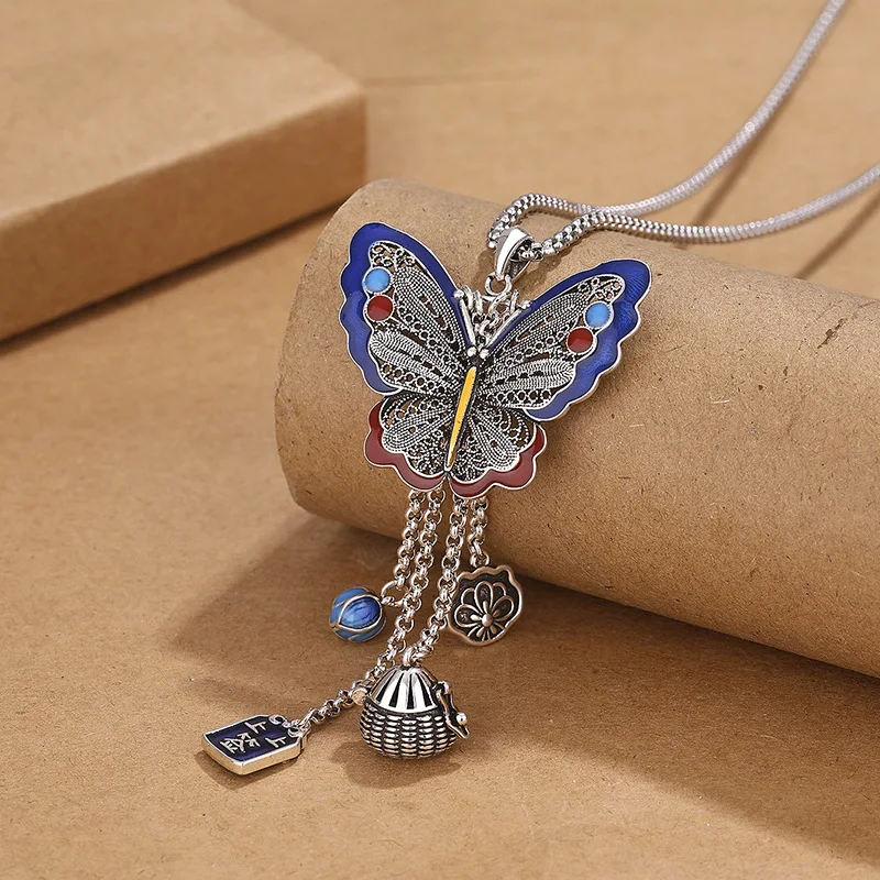 Retro cloisonn é butterfly necklace, feminine temperament, Thai silver antique craftsmanship DIY pendant, long sweater chain.