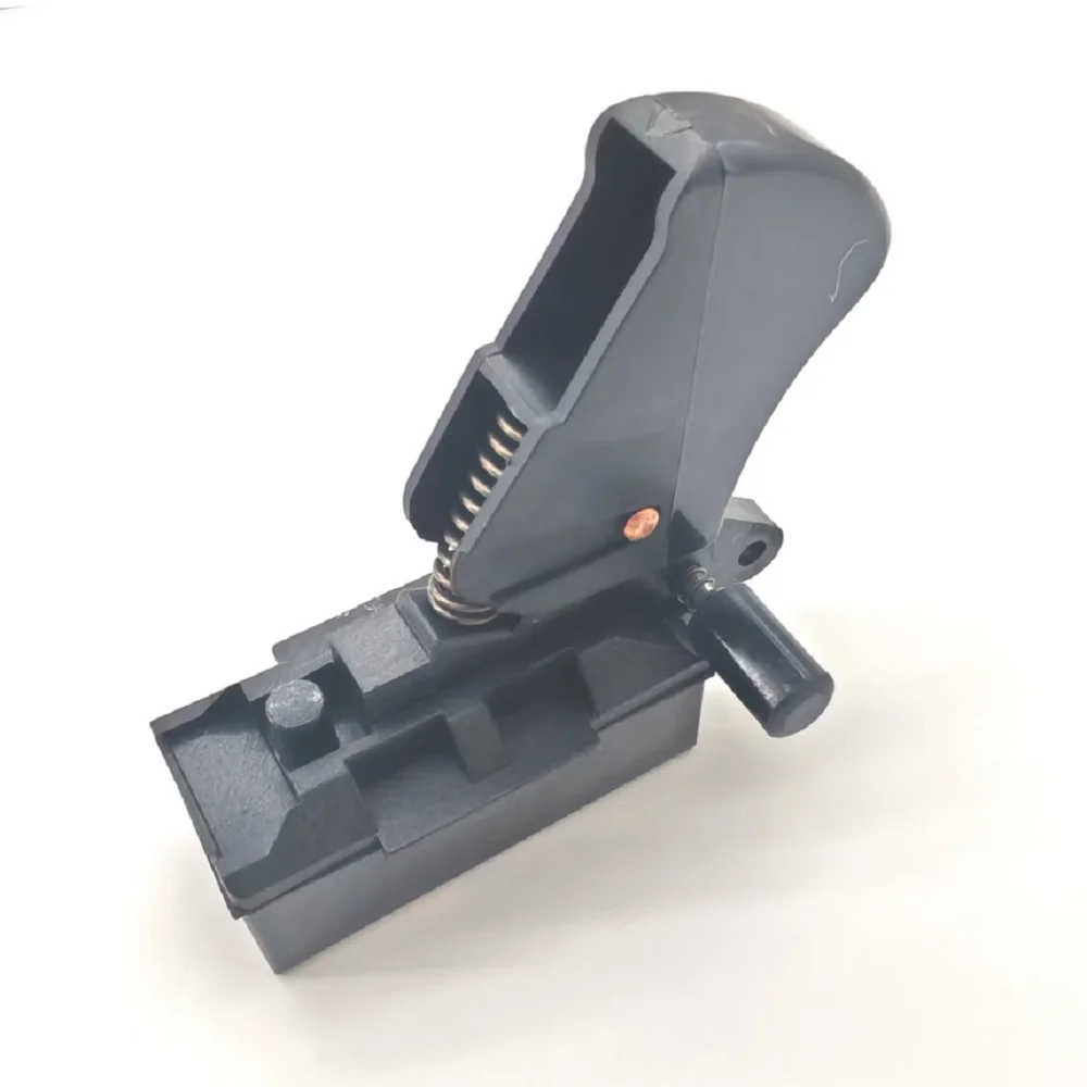 

Sr-071 Подходит для переключателей электроинструментов Black & Decker, режущих станков, угловых шлифовальных машин, электрических дрелей и переключателей мощного режущего станка для рынка Южной Америки, таких как Black & Decker Dw949