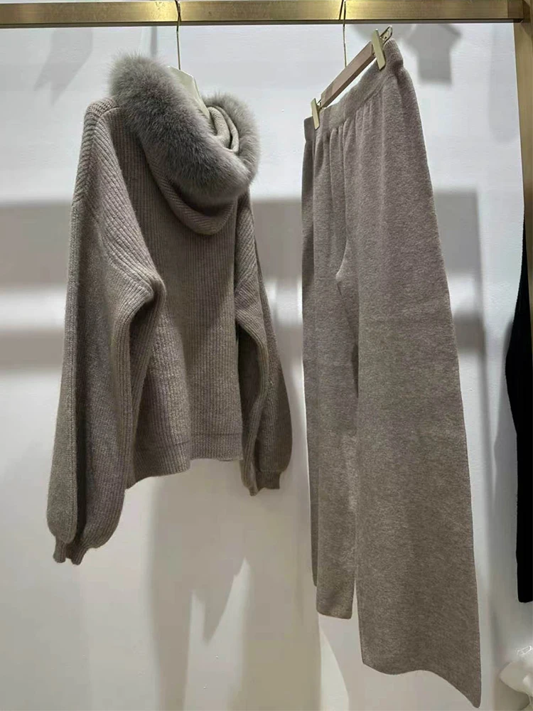 2026 Female Winter Two Piece Pant Sets Luxury Real Fox Fur Collar Hoodie Wholesale Knitted Women's Sweater Tracksuit