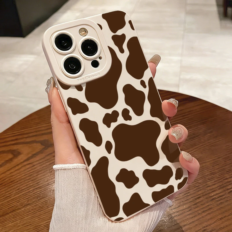 

Phone Case For Samsung Galaxy S25 S24 S23 S22 Ultra Plus S21 FE A16 A26 A36 A56 A55 A54 A53 Minimalist Cow Print TPU Soft Cover