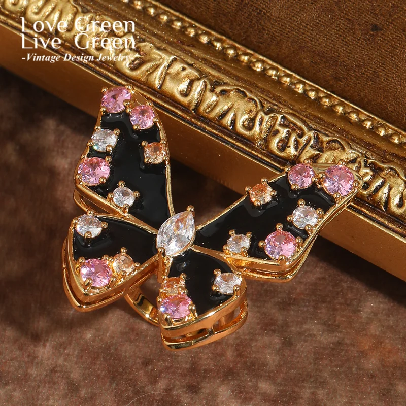 

Vintage Rings Rhinestones Big Black Butterfly Jewelry Charms Luxury Designer Woman Pink Zircon Mothers Day Gift Accessories New