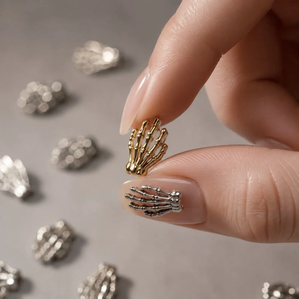 10Pcs 3D Alloy Skeleton Hand Nail Charms Retro Skull Hand Nail Ornaments Gothic Halloween Decoration For Acrylic Nails DIY Craft