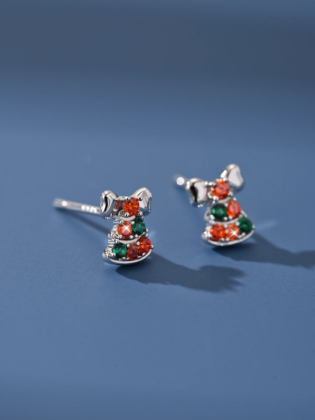 

Chri из стерлингового серебра 925 пробы, инкрустированный красочным цирконом, оригинальный дизайн, сладкий и милый темперамент, праздничный подарок