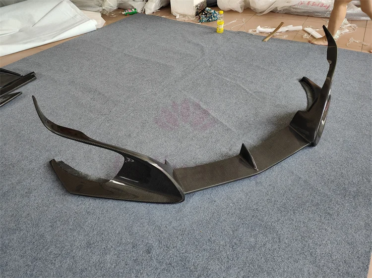 لسيارات BMW I8 ترقية Tc نمط ألياف الكربون المصد الأمامي حافة طقم الجسم الخلفي سبويلر التنانير الجانبية الناشر الخلفي #2