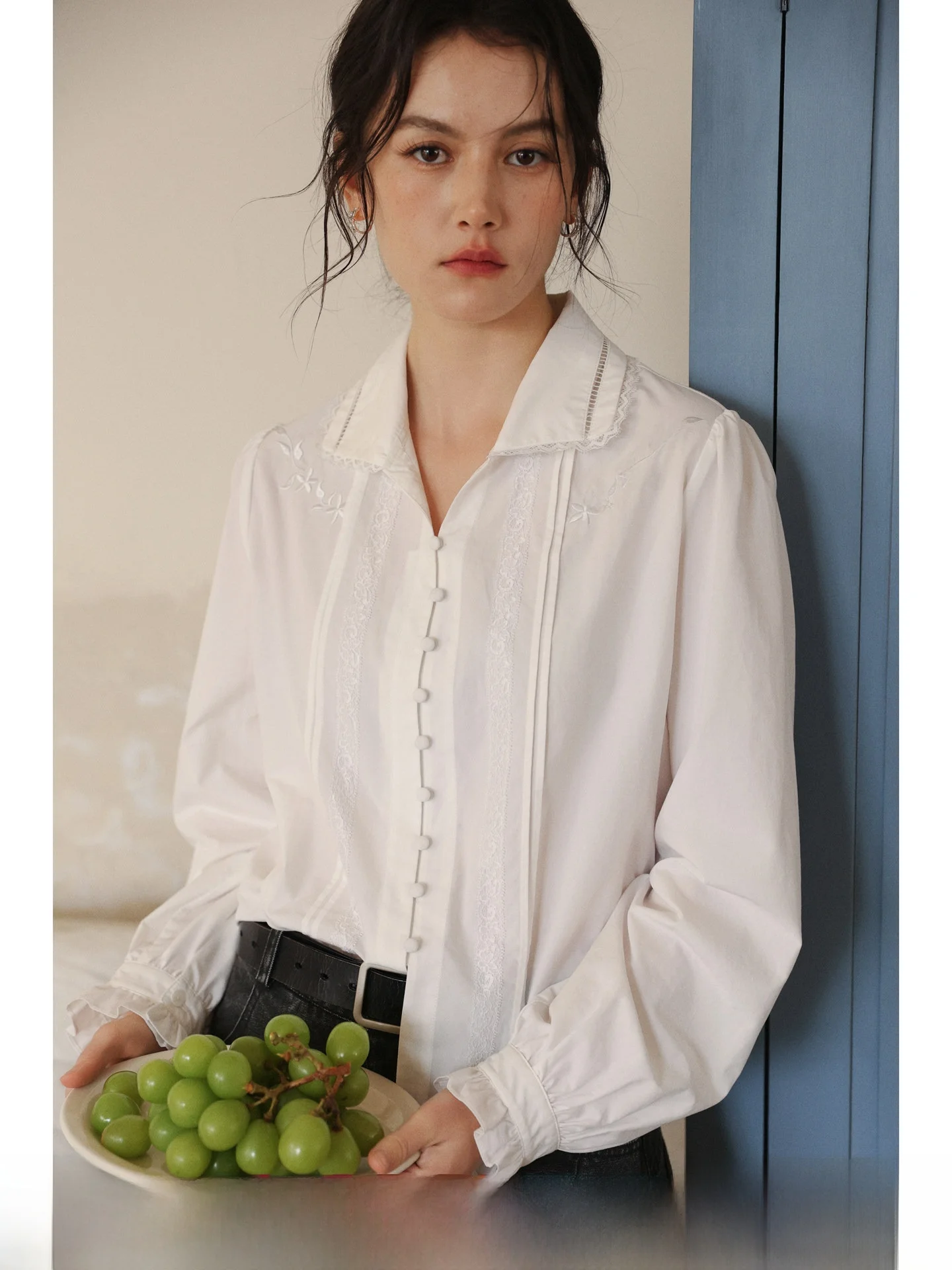 

Romantic Lace Patchwork Loose Collar Shirt Classical Artistic Style French Cotton Long Sleeve Breathable Daily Wear for Women