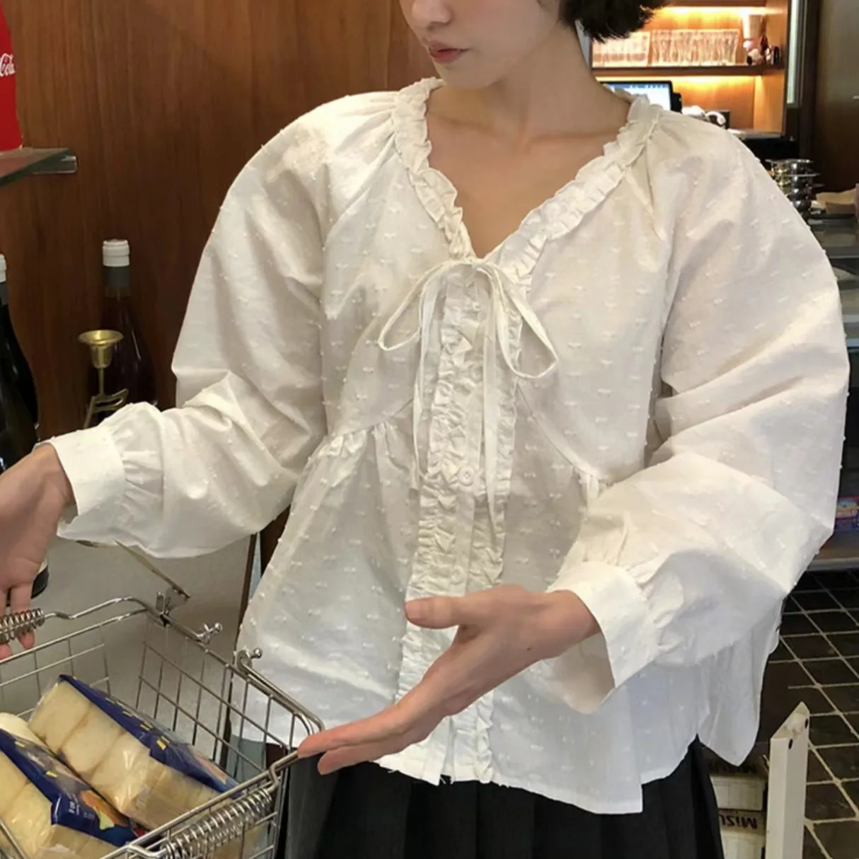 

Chic Korean Sle Women's irt Heavy Embroidery V-ne Long Sve Gown Sweet Gentle Tie Waist Single Button Spring Faion