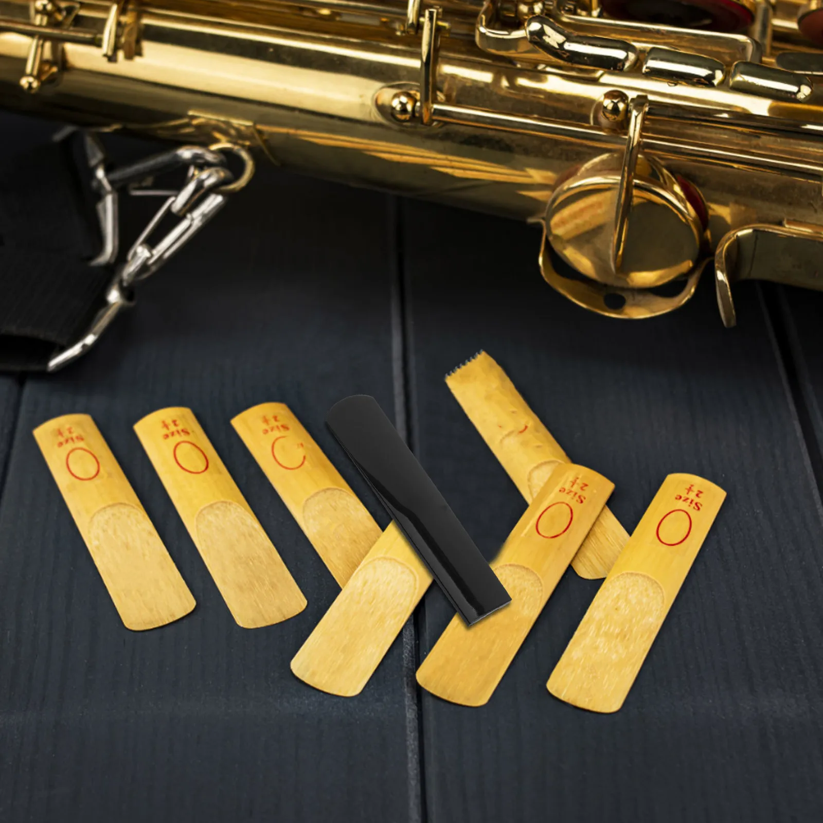 

5Pcs Resin Alto Sax Reeds Precision Cut Improved Performance for Students Professionals Easy Carry Practice Performance
