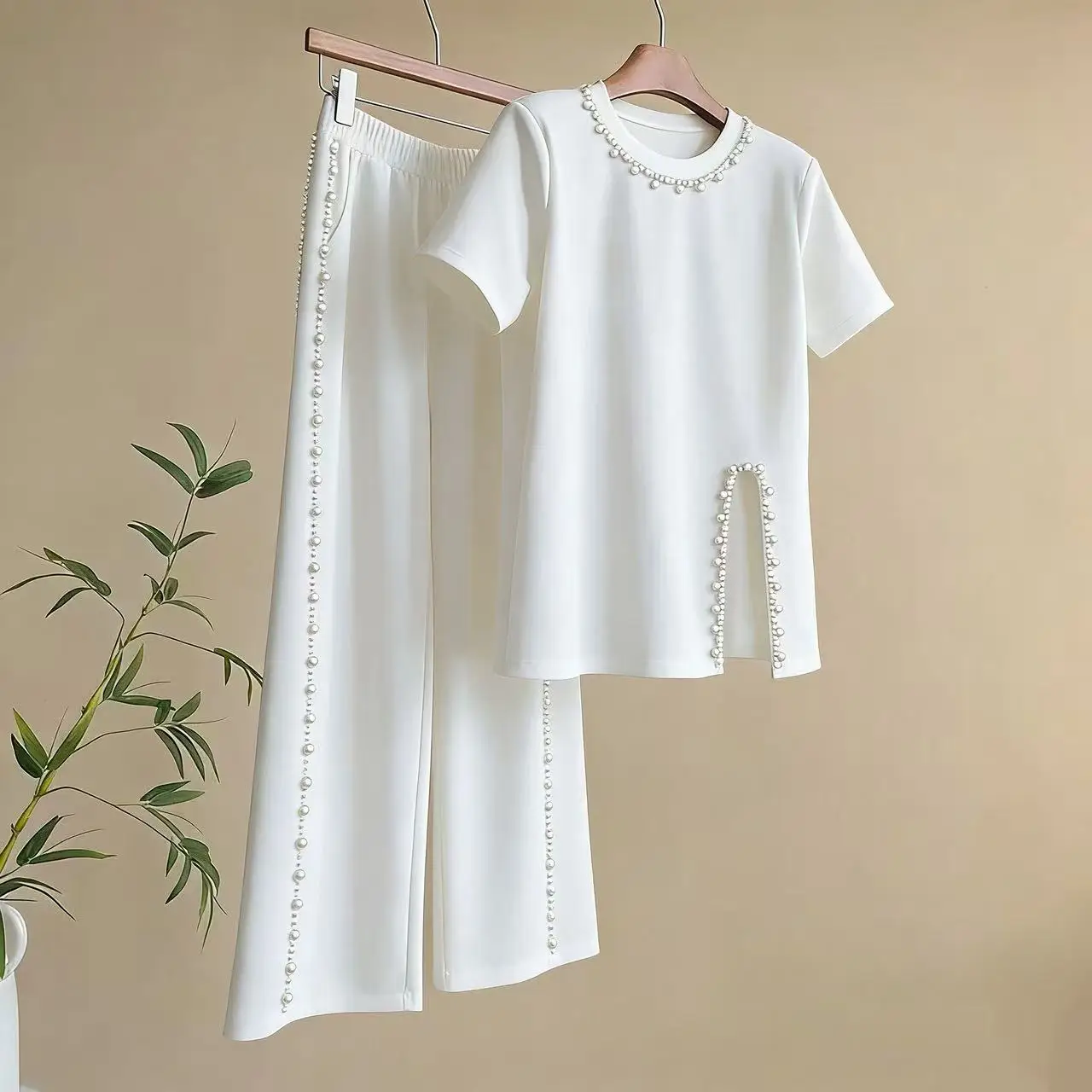

Advanced Casual Sports Set for Women's Summer Loose Fit Slimming Short Sleeved Long Pants Temperament Two-piece Set