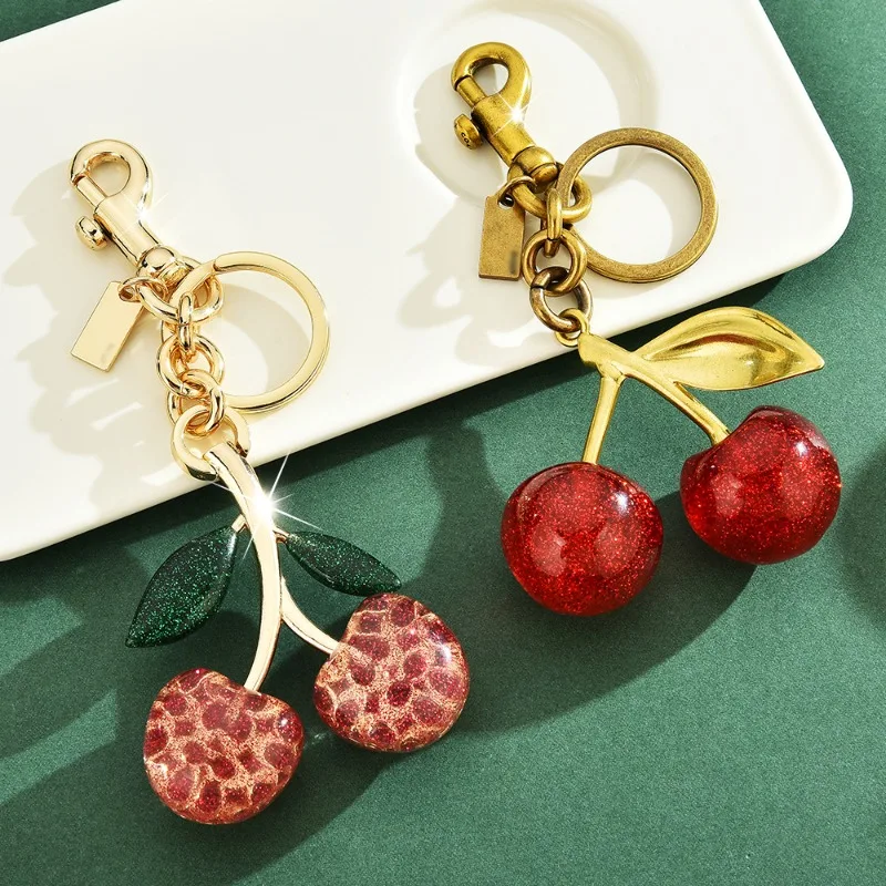 LLavero de cereza roja a la moda, llavero con colgante de frutas y cerezas, joyería para hombres y mujeres, accesorios para bolso, llavero bonito de regalo