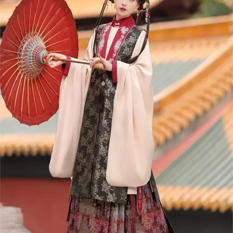 Hanfu เสื้อเชิ้ตแขนใหญ่สำหรับผู้หญิงกระโปรงหน้าม้างานสานสีทองสไตล์จีนเดิม