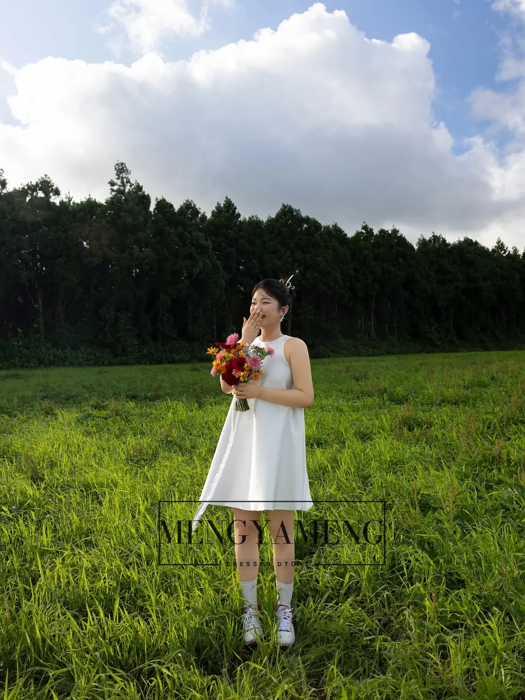 ZHUISHU Simple Mini Korean Mini Wedding Dresses Satin Sleeveless Short Bridal Gown Customized A Line Photo Shoot Gown Outdoor