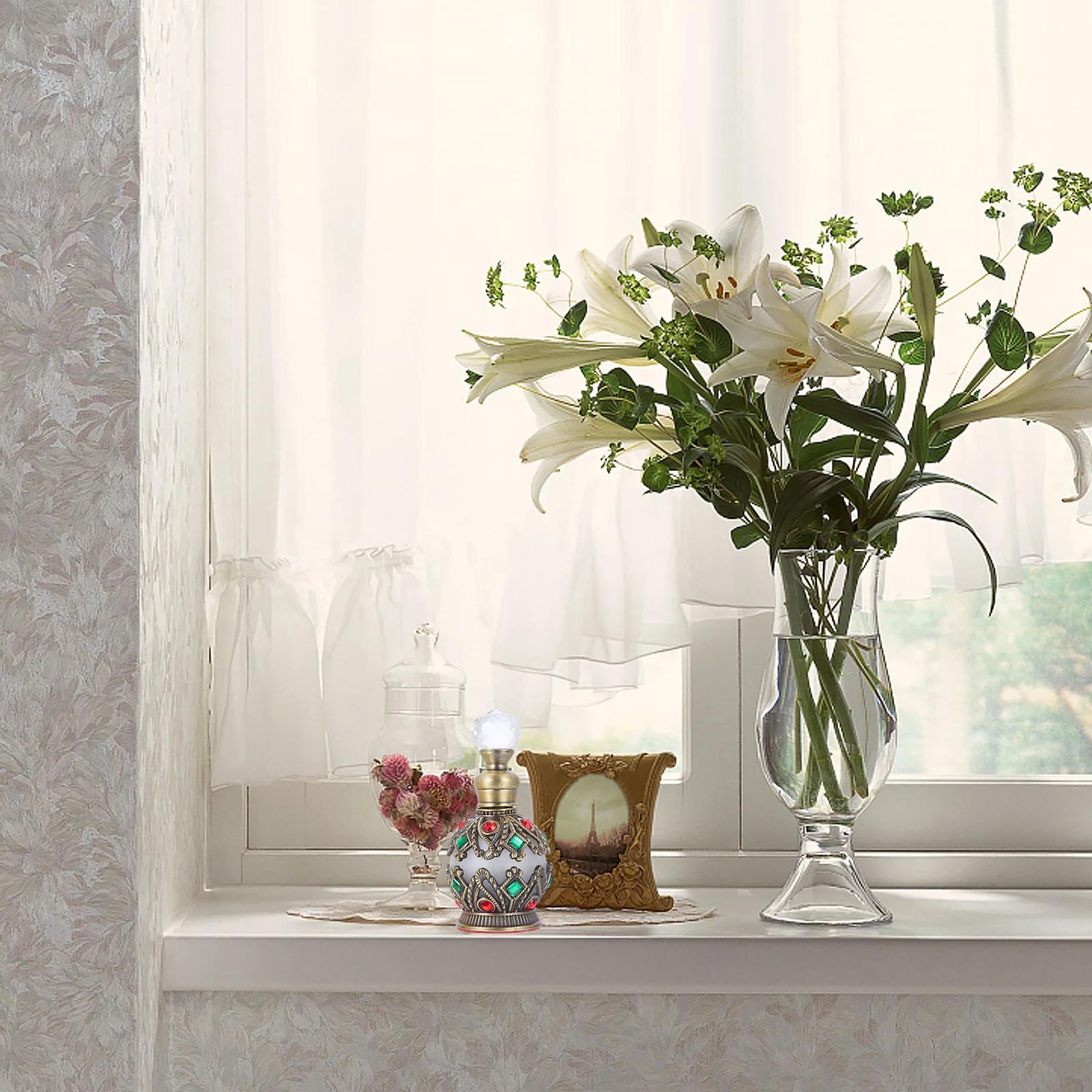 2 szt. Szklane butelki wielokrotnego użytku 15 ml, wykwintne wykonanie, inkrustowane diamentami, przenośne etui na perfumy, modne i bezpieczne, idealne w podróży.