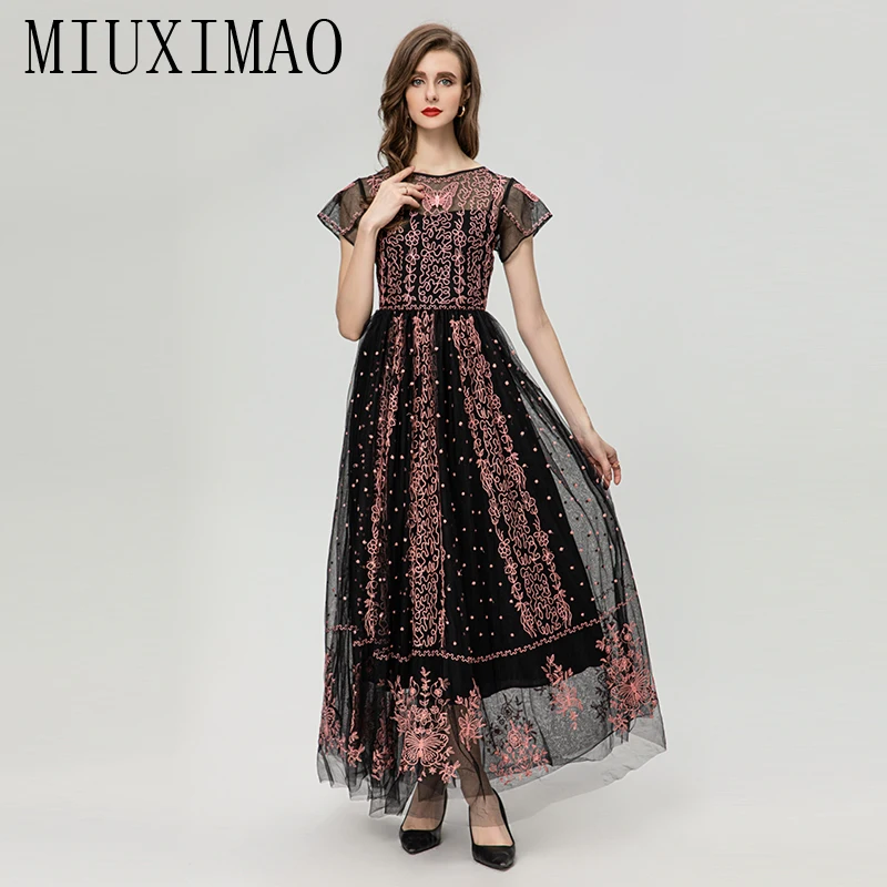 

MIUXIMAO 2023 Elegant and Pretty Women's Dresses Fashion Retro Flower Butterfly Embroidery Long Dress Women Black Female Dress