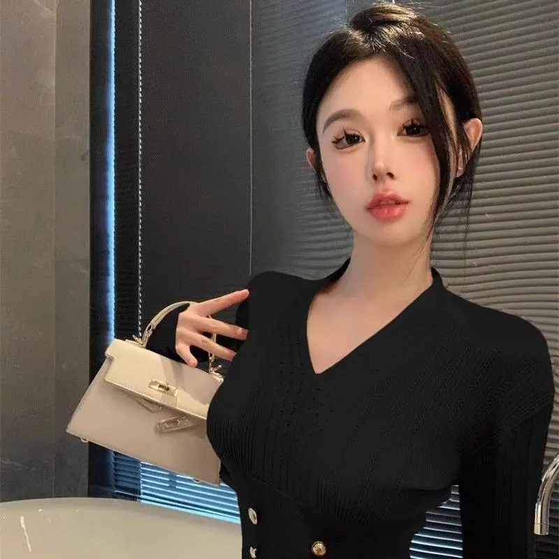 المرأة الخريف الشتاء البساطة مكتب سيدة الخامس الرقبة بلون طويلة الأكمام تريكو السيدات موضة كل مباراة مزاجه القمم