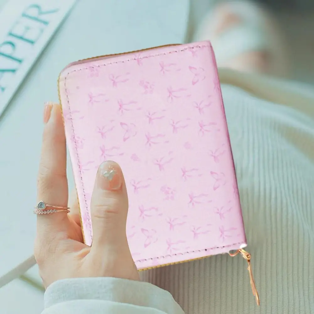 محفظة نقود معدنية محمولة من جلد البولي يوريثان بعقدة على شكل فيونكة مقاومة للماء ومحفظة للنساء والفتيات