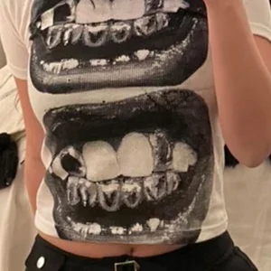 Satışlarda ilk 10, punk giyim-no. 6