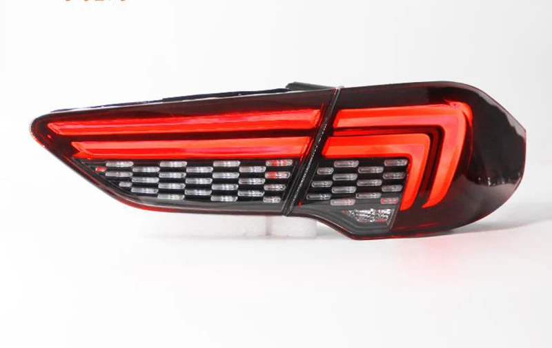 Taillight Assembly Suitable For Buick Regal 2017 2018 2019 - 2021 Modified Dynamic Water Steering LED Rear Taillight Brake Light