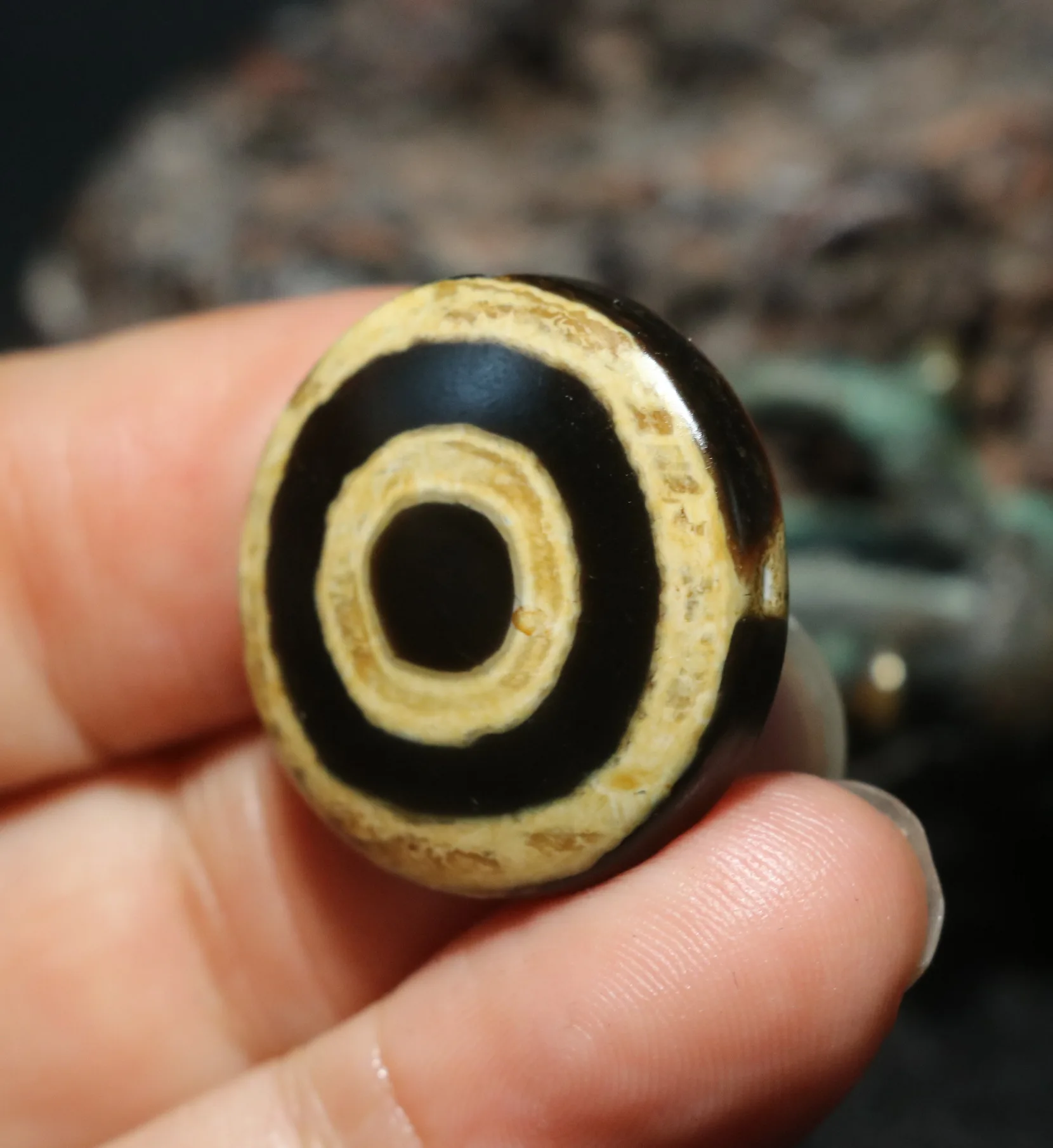 

Energy Tibetan Old Agate Oily Patina Eye in Eye Goat Eye Coin Shape dZi Bead Talisman Pendant Treasure Timestown UPD210825A2