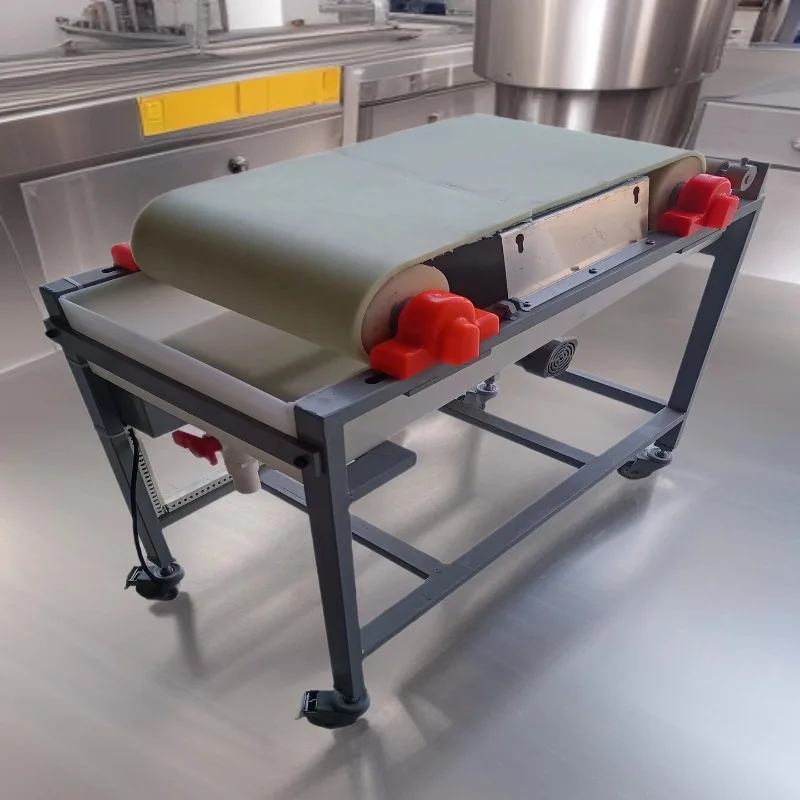Conventional sassafras bottom machine