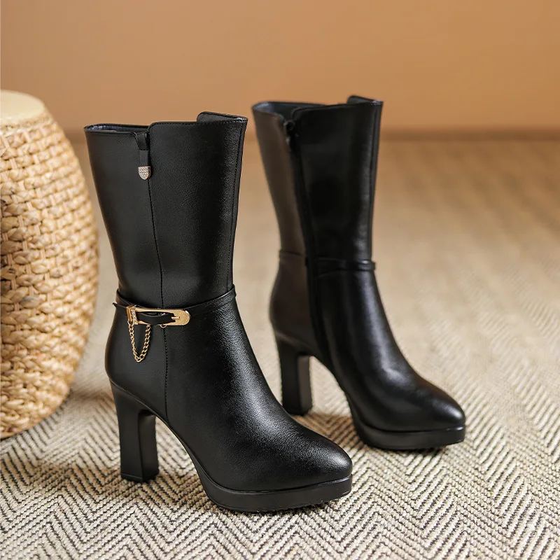 

Элегантные удобные ботинки из мягкой кожи 9,5 см, обувь на платформе и блочном каблуке, зима 2026, теплые плюшевые мотоциклетные ботинки до середины икры для мамы
