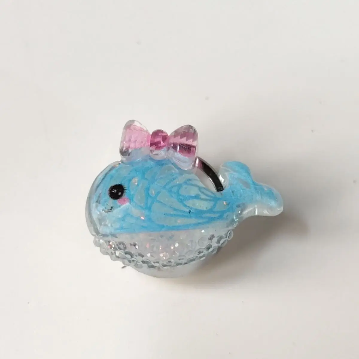 Cute faceted whale transparent mechanical keyboard keycap cross shaft available R4 height