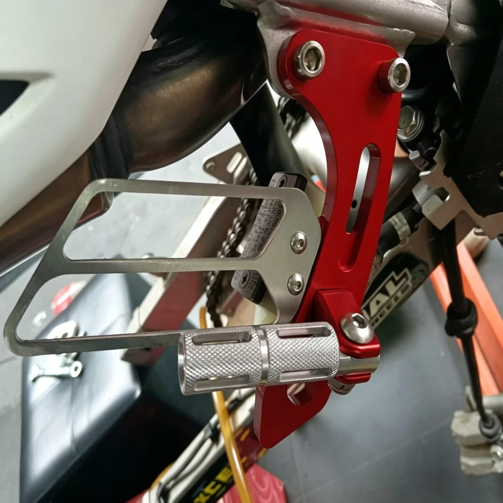 

CNC Rear Footrest Foldable Foot Peg Steps For Kawasaki KLX230 KLX232 KLX 230S SE SM 2020-2025 Motorcycle Passenger Footpegs