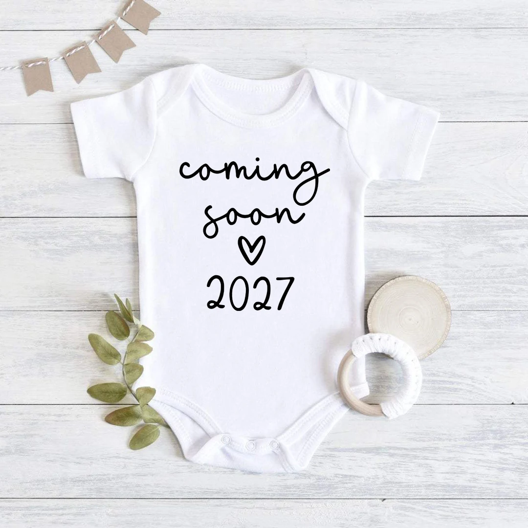Baby Coming Soon 2027 Baby Bodysuit Baby Announcement Newborn Romper Cotton Girls Boys Jumpsuit Pregnancy Reveal Clothes