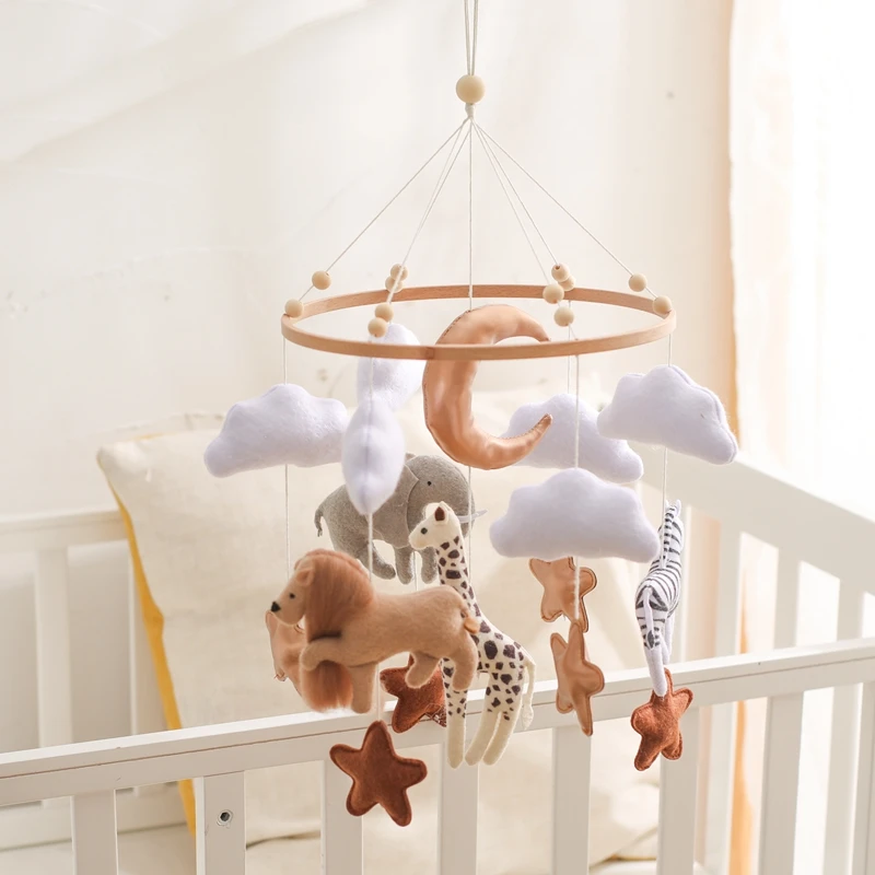 Crib Mobile Bed Bell Wooden Baby Rattles Soft Felt Cartoon Animal Bed Bell Newborn Music Box Hanging Toy Crib Bracket Baby Gifts