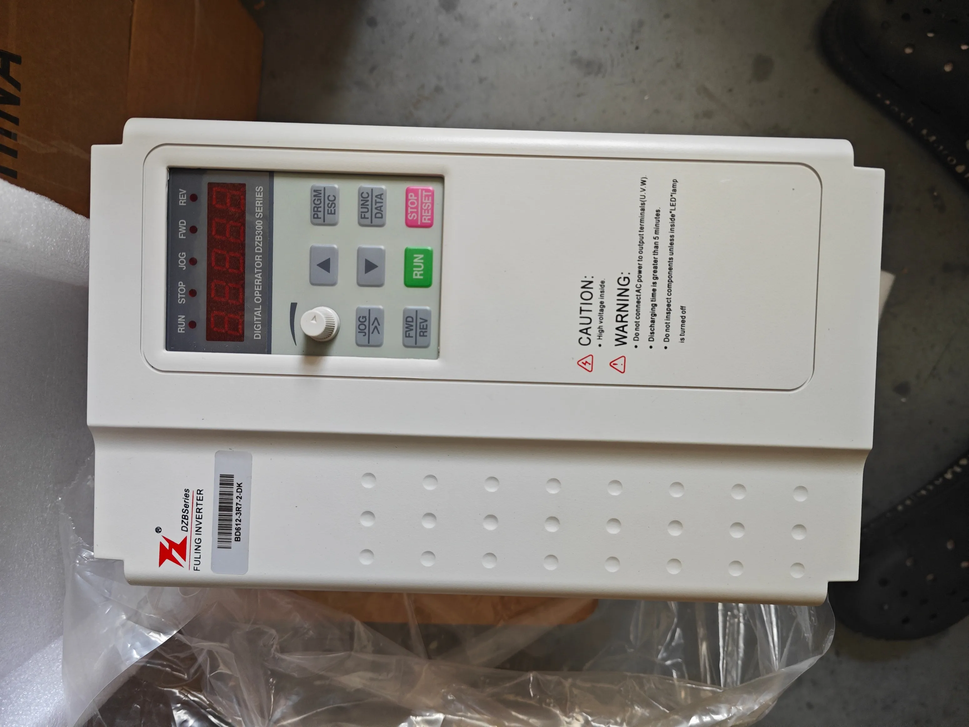 CNC FL 3.7kw 5.5kw i n v e r t e r v f d