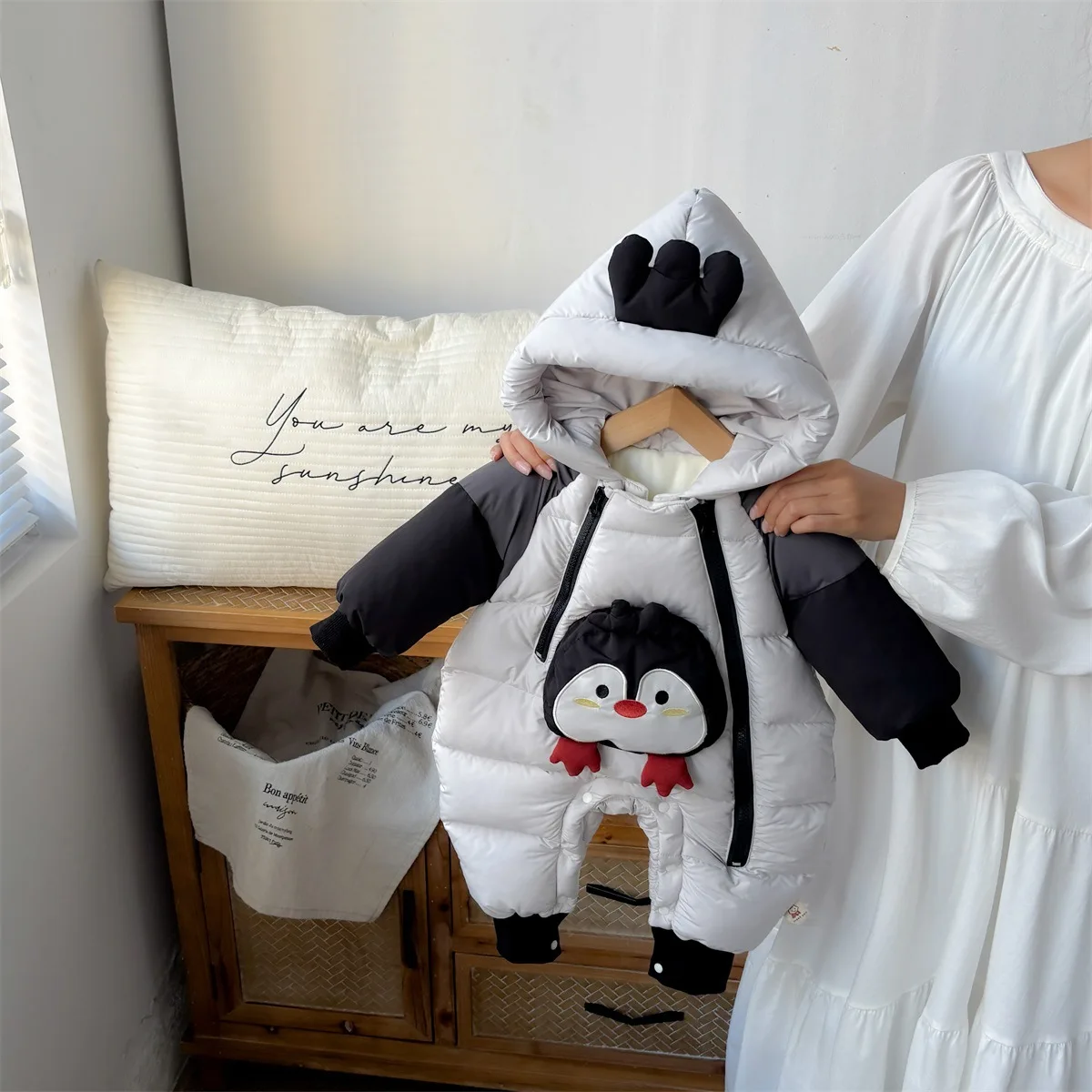 

Infant Baby Girl Romper New Winter Penguin Printed Toddler Kids Girl Bodysuits Hooded Thick Warm Newborn Girls Jumpsuit Overalls