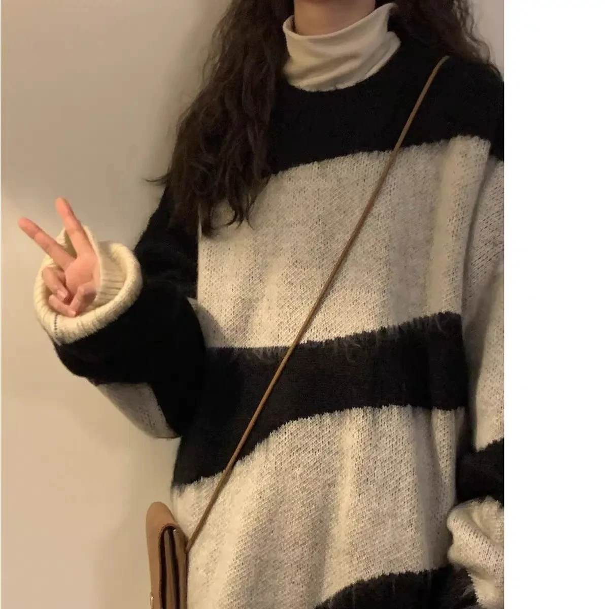 Contrast Color Striped Sweaters Women Winter Trendy Slouchy Loose O-neck Streetwear Harajuku Casual Retro Handsome Knitted Colle