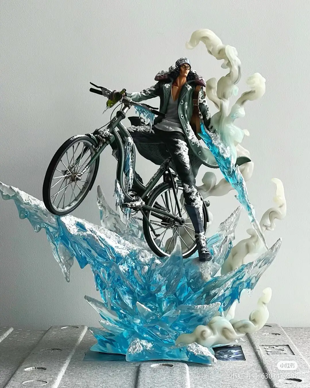 

Anime One Piece 50cm Kohza Ride Bicycle Statue Resin Kuzan Ice Flame Battle Form Action Figurine Full-Length Model Toys