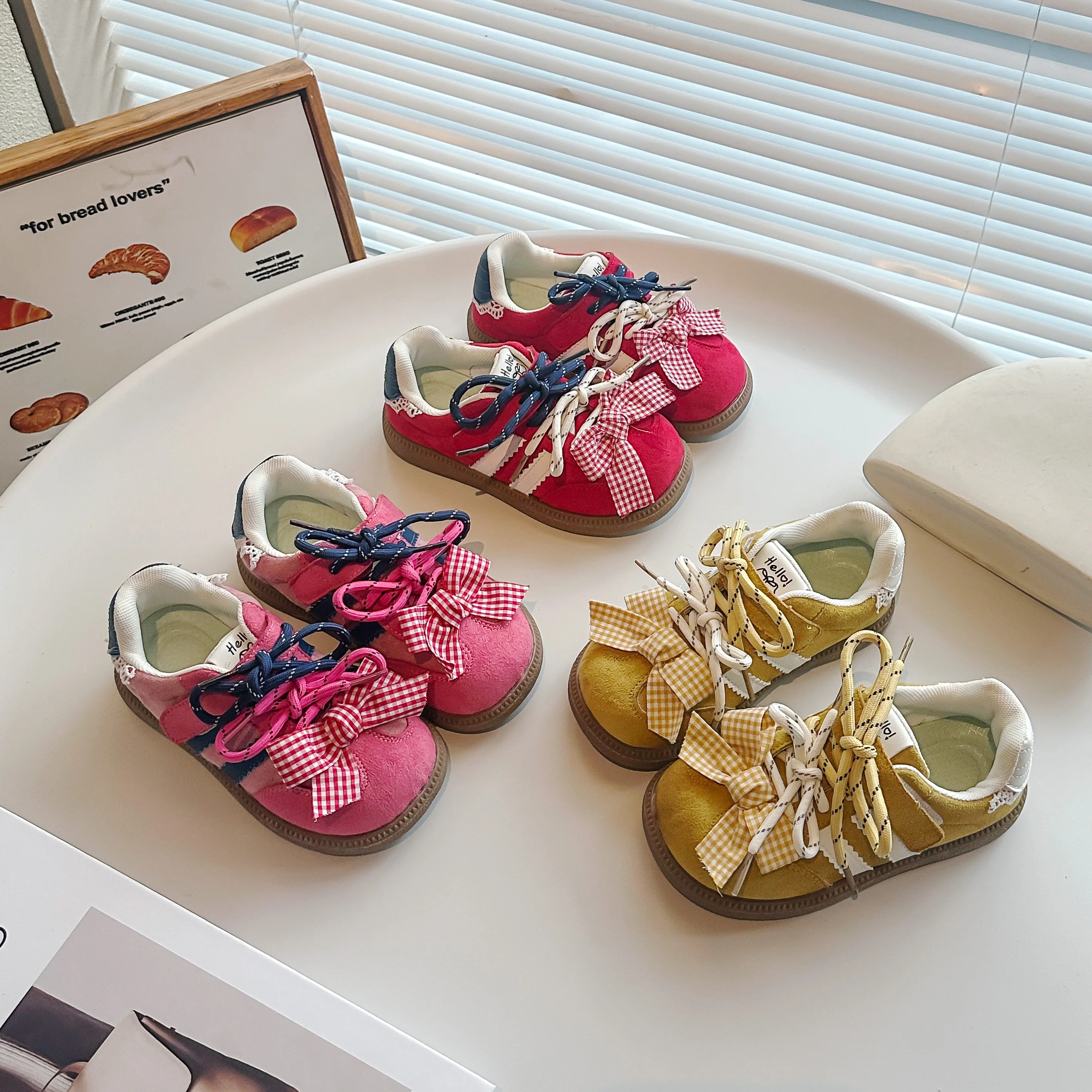 

Girls Sports Leather Shoes PU Bow 2025 New Kids Casual Shoes Princess Style Ins Trendy Children Running Shoes Fashion Soft Sole