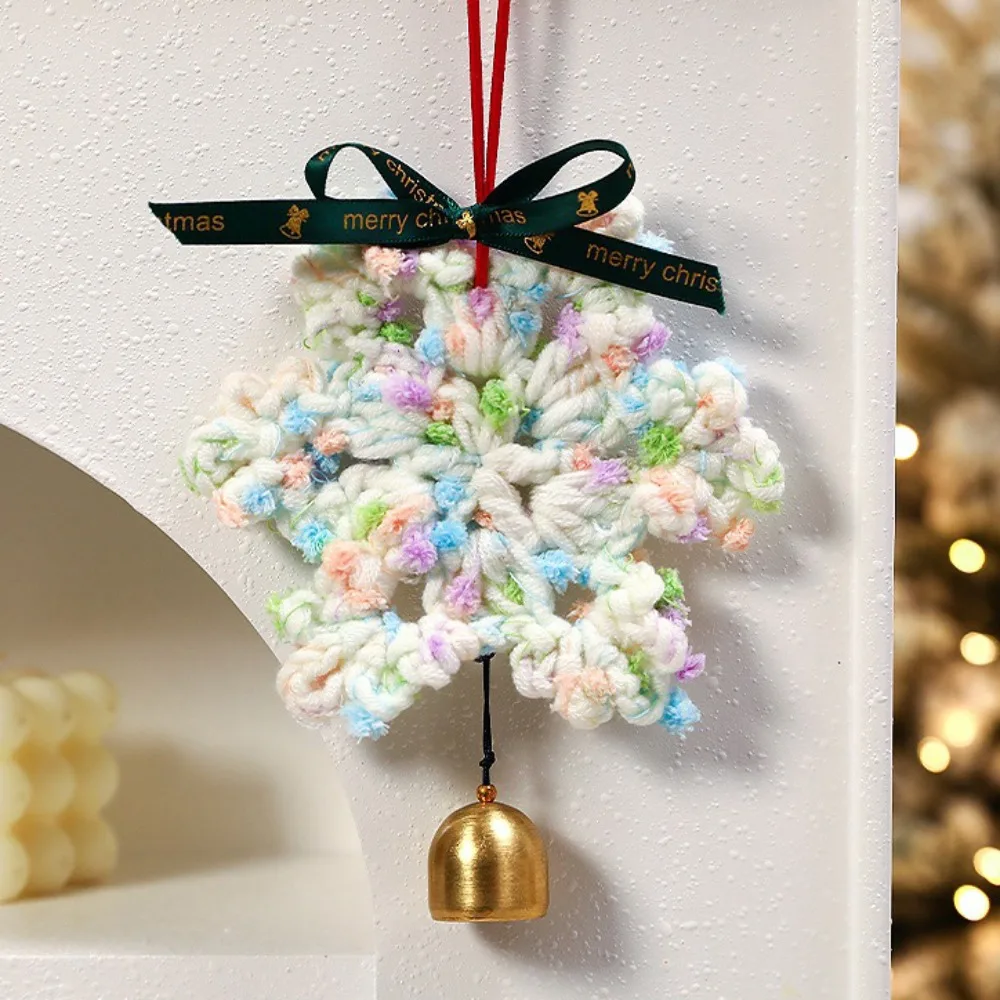

Hand-knitted Christmas Bell Pendant Creative Crisp Sound Woven Xmas Tree Pendant with Hanging Rope 16cm