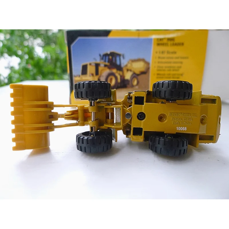 NORSCOT Diecast 1:87 Scale CAT 950G Wheel Loader Excavator forklift Alloy Engineering Model Collection Display Ornaments Gift