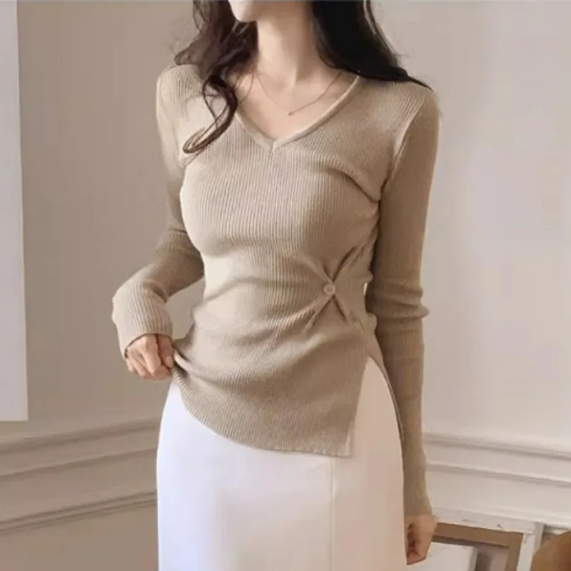 

Трикотажный топ Dongda Gate Slim Fit с V-образным вырезом, на пуговицах, асимметричный, тонкий, удобный, с длинными рукавами, в корейском стиле, для повседневной носки