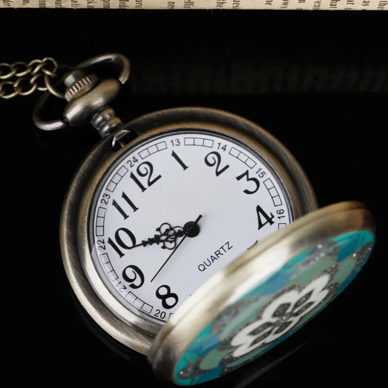 ساعة جيب كوارتز برونزية عتيقة |   سلسلة فوب على شكل زهرة معقدة للرجال والنساء