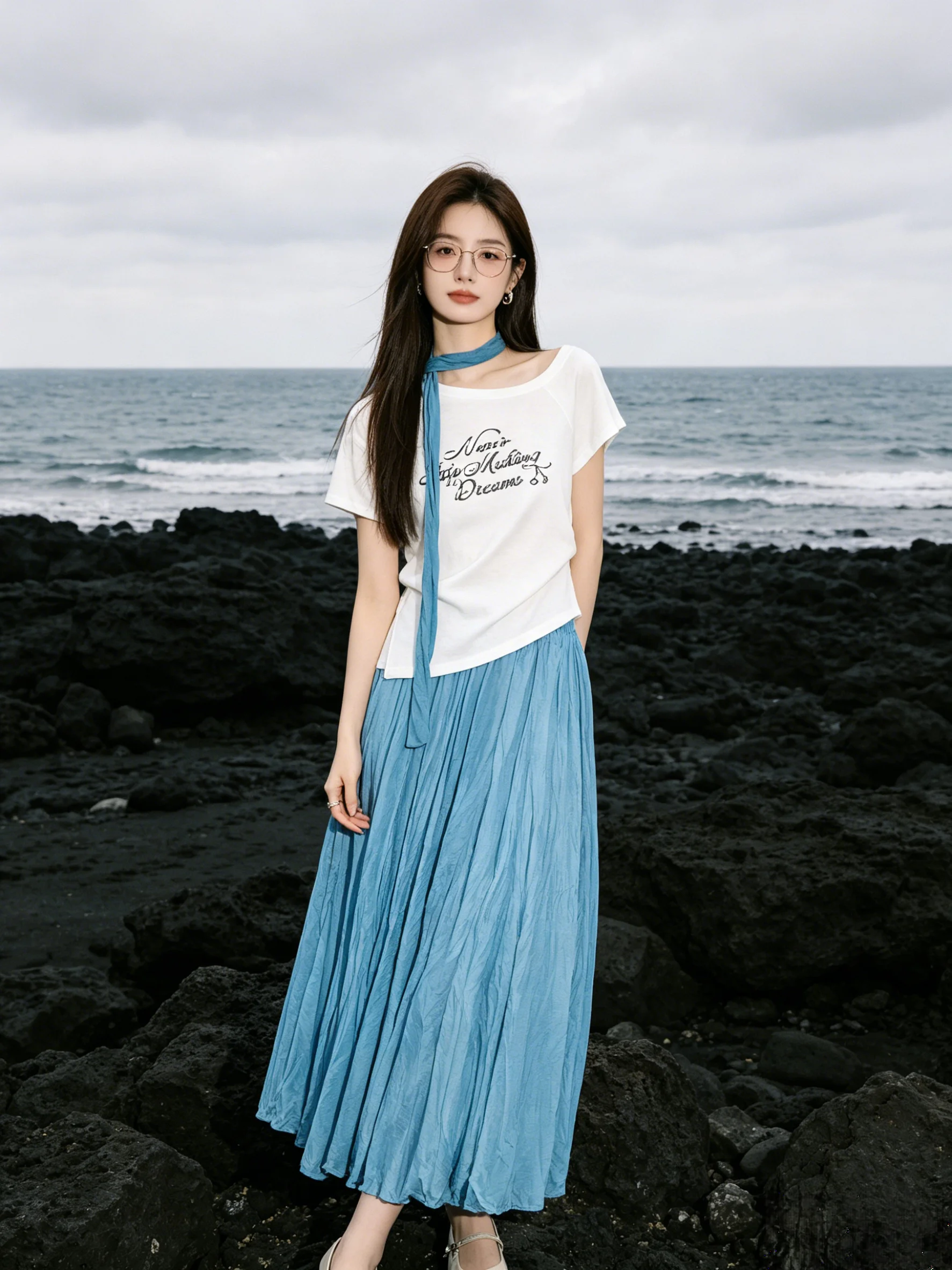 

Summer New Style Gentle Wind Pleated Half Skirt Two-Piece Set Vacation Shoulder Print T-Shirt Korean Version High Waist Breat...