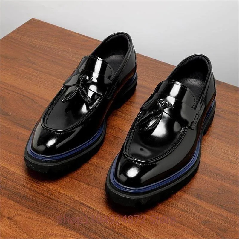 

Designer Luxury Business Dress Shoes Men British Tassel Wedding Party Work Fashion Slip on Genuine Leather Shoes Male Oxfords