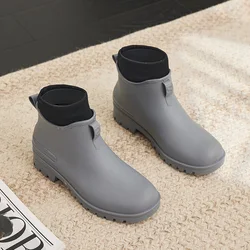 Rain Shoes Men's Non-slip ，Waterproof Shoes Outdoor Fashion Wear-resistant Plastic Shoes Winter Cotton Warm Short Rain Boots Men