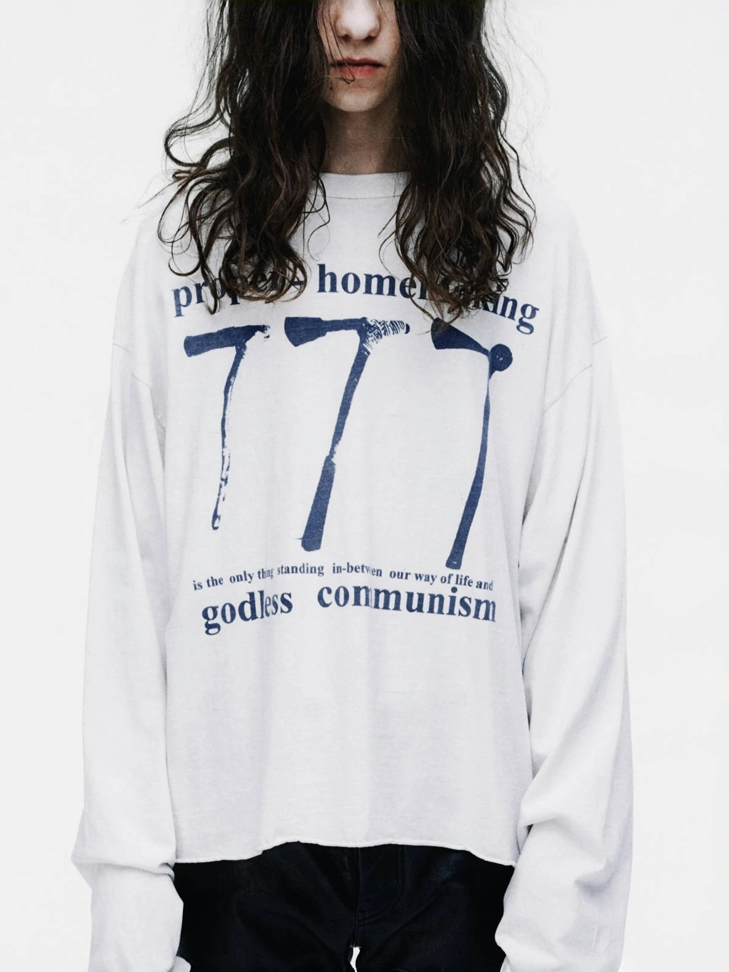 

Loose Long Sleeve T-Shirt for Men Distressed Roll up Cuff Street Style Casual Cotton Rock And Roll Theme Chinese Brand