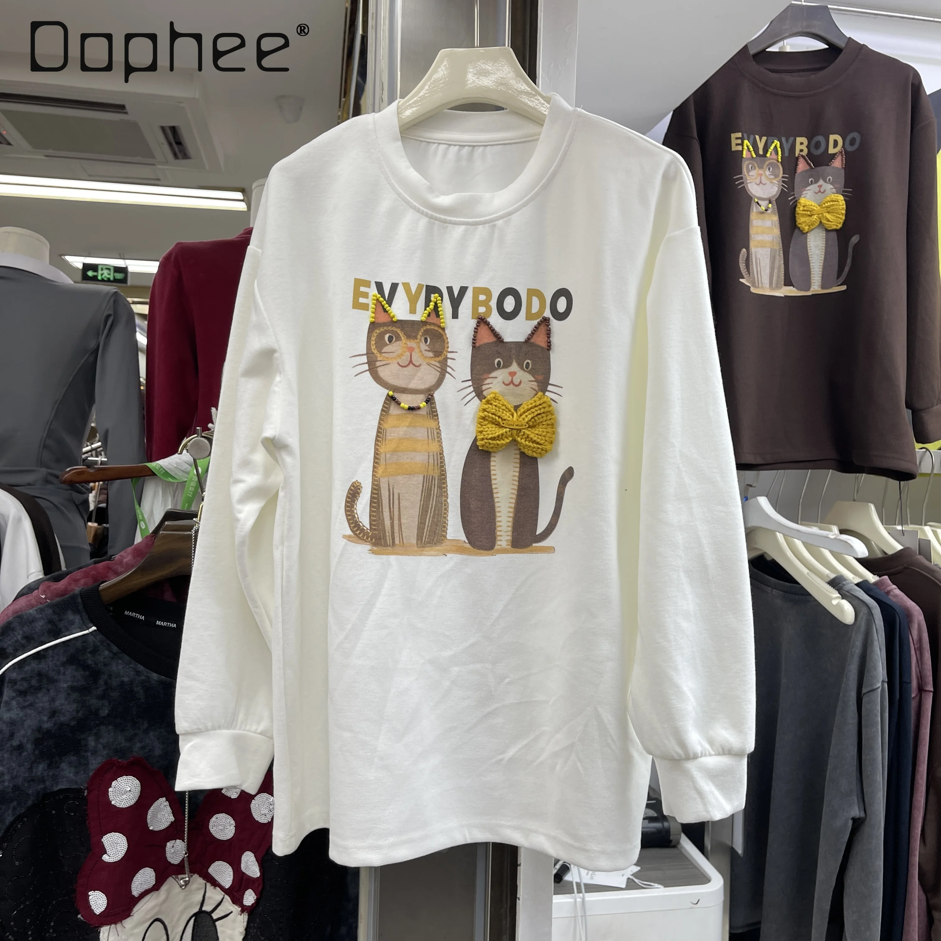 

White Loose Long Sleeve T-Shirt Women 2025 Autumn Winter European Style Oversized Cat Print Coffee Color Round Neck T-Shirts