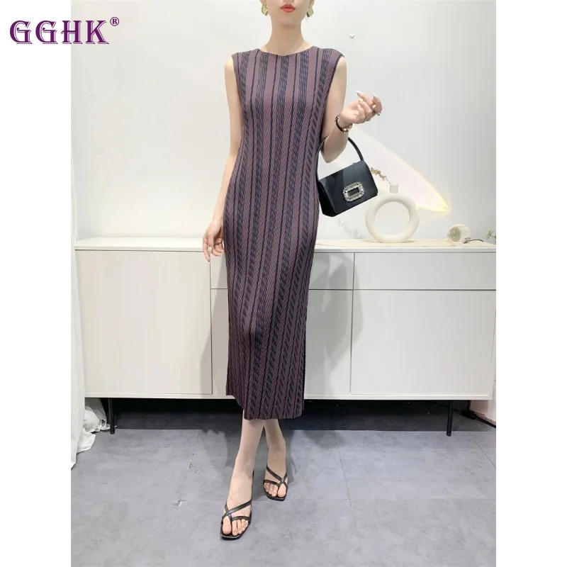 

GGHK 2024 Summer Fish Scale Pleated Design Printed Dresses Women Mid-Length Vest Dress Split Comfortable Casual Skinny Premium