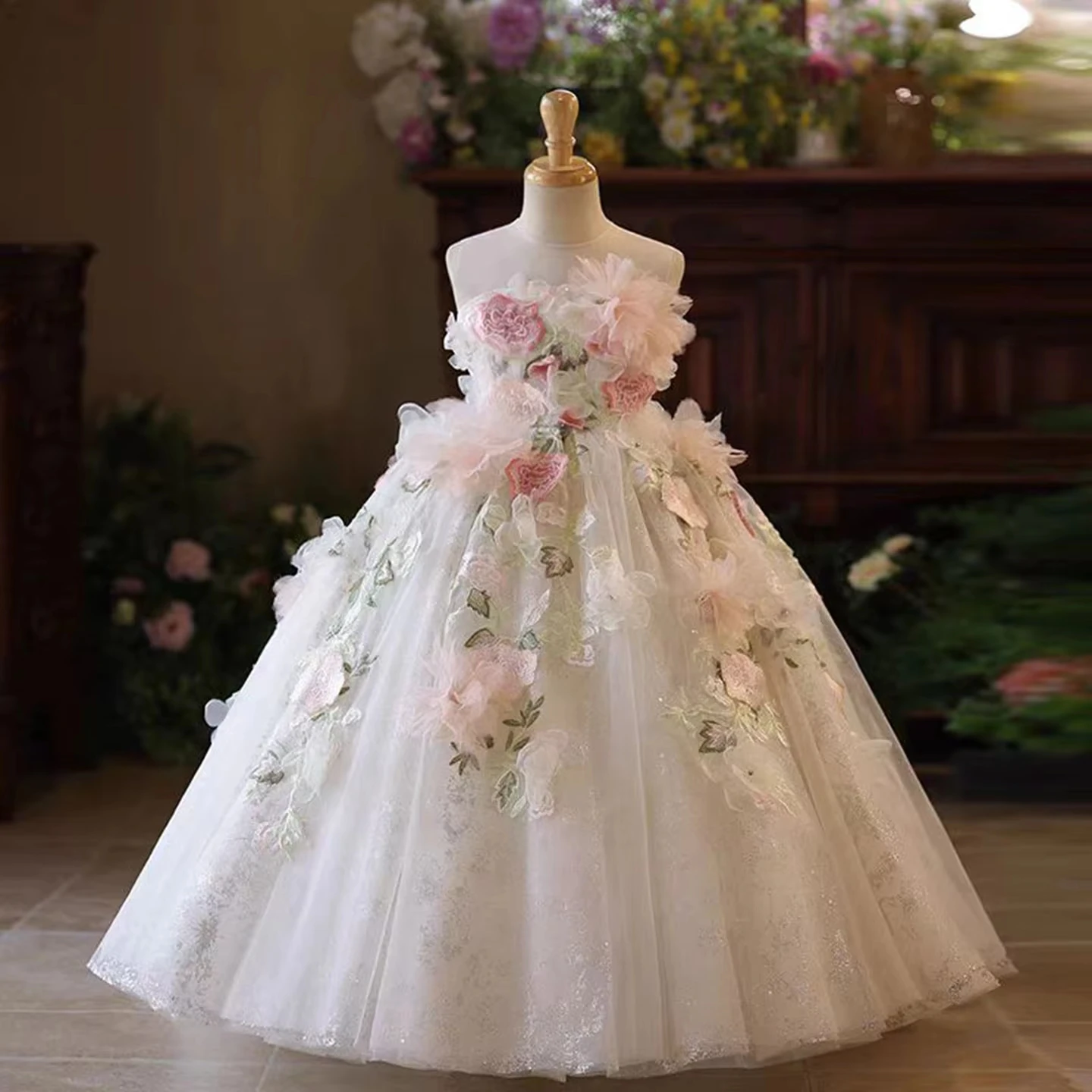 

Girls Luxury Ivory Princess Glitter Tulle Dress Sheer Neck 3D Rose Floral Train Cake Smash Birthday Wedding Flower Girl Party