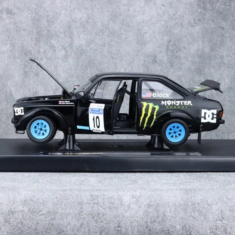 欠陥特別オファー サンスター 1/18 スケール フォード合金モデルカー フォード WRC 10 #   ドリフトプレイビークルおもちゃ男の子用ギフトオリジナルボックス