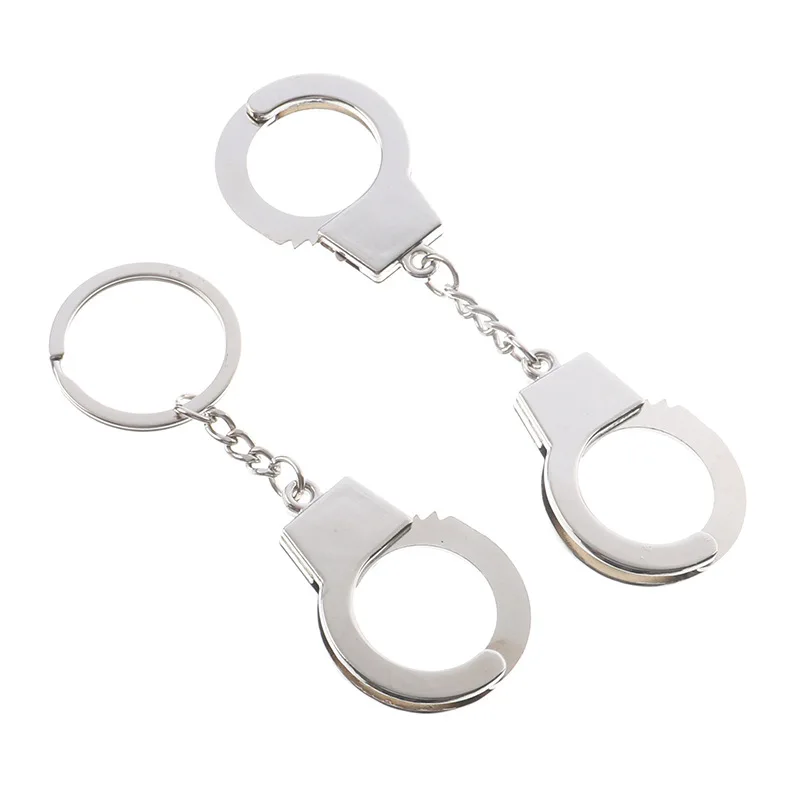 Creative Gift Personalized Simulation Double Handcuffs Metal Keychain Advertising Car Hanging Key Ring Chain Pendant Accessories