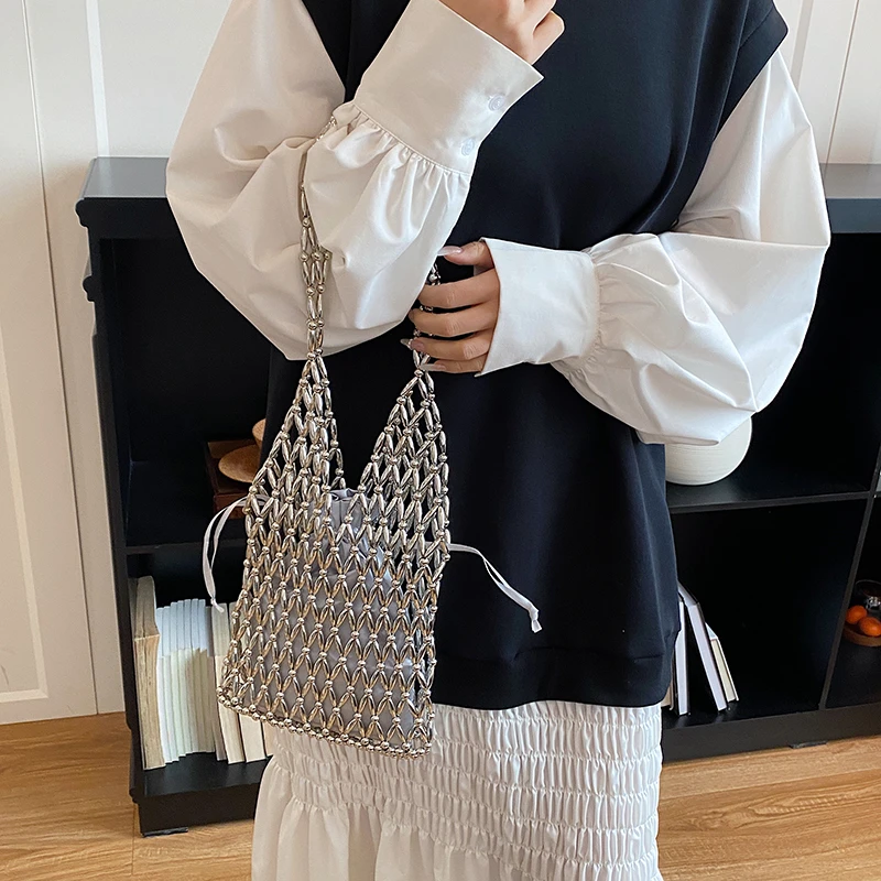 

Fashion Handmade Woven Hollow Out Shoulder Bag Silver Beaded Mesh Youth Tote Bag Shiny Evening Party Versatile Handbag for Women