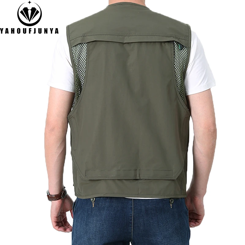 Men Sleeveless Outdoors Camping Fishing Many Pocket Gear Vest Jacket Men Zipper Webbed Leisure Fashion Vest Male Plus Size 8XL