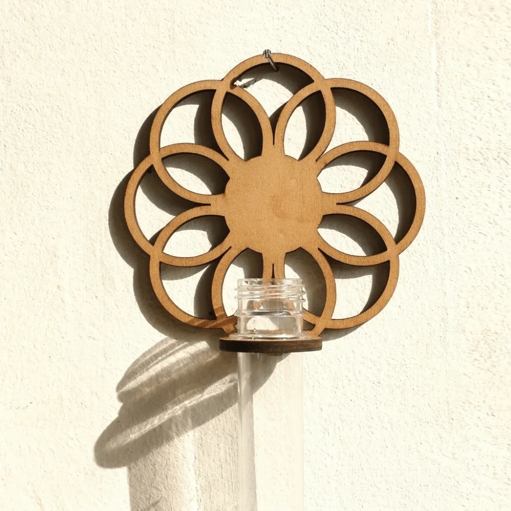 Wooden Hydroponic Plant Rack Flower Shaped Hollowed-out Wall Mounted Planter Plastic Tubes Wall Hanging Plant Holder Hydroponics