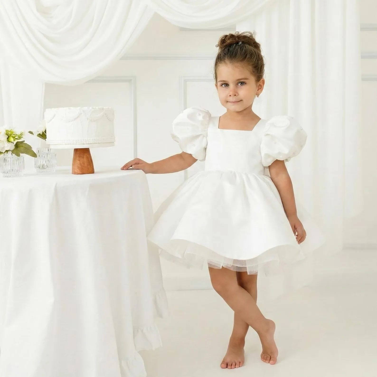 

Custom Luxury Flower Girl Dress Wedding Gown Birthday Party Pageant Catwalk Puff Sleeve Square Neck Satin Short Dress فساتين اطف
